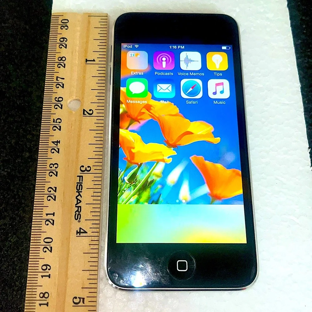 Apple IPod Touch Silver 5th Gen A1509 16GB
